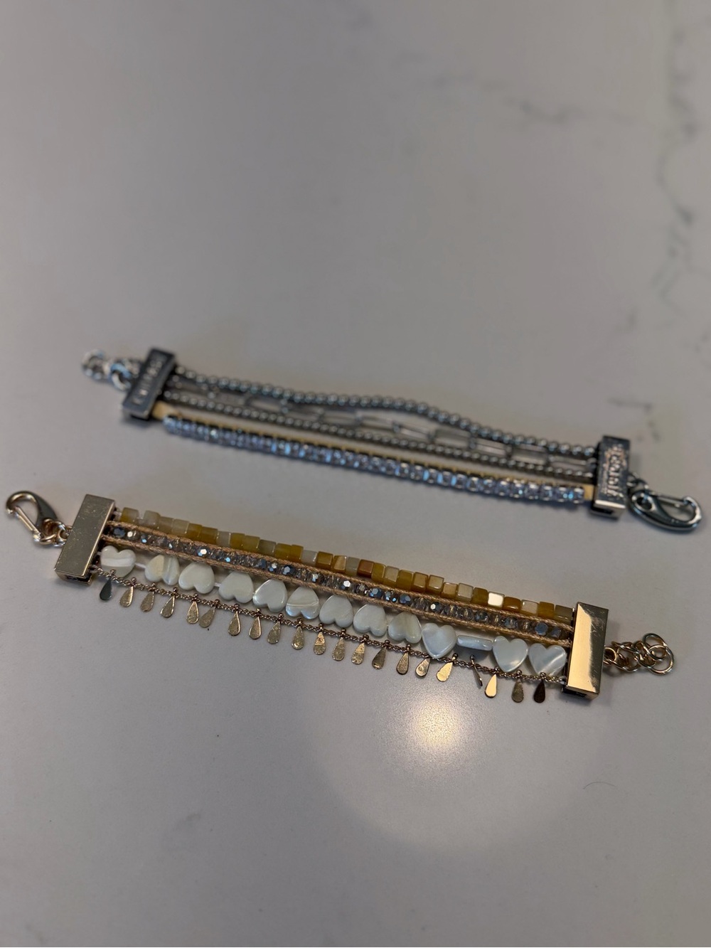 Victoria Emerson Womens Bracelet Set